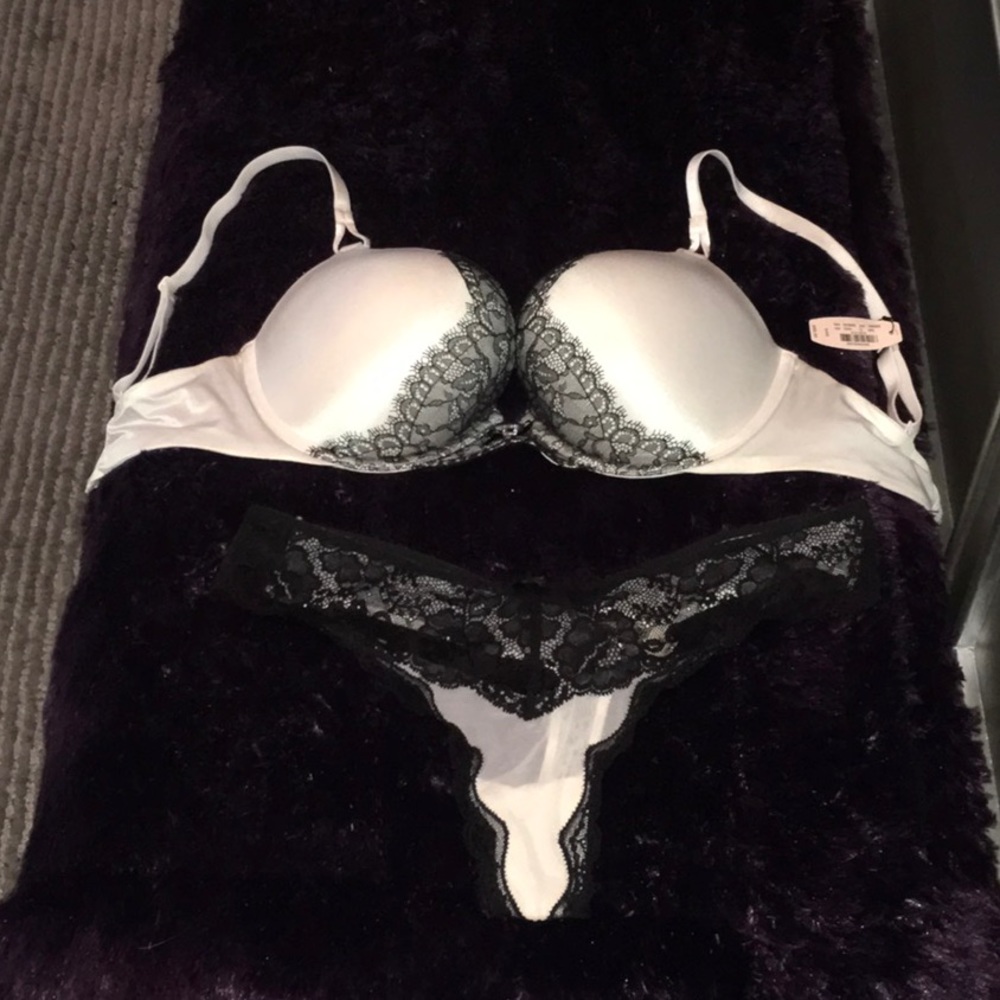 NWT Victoria’s Secret Set